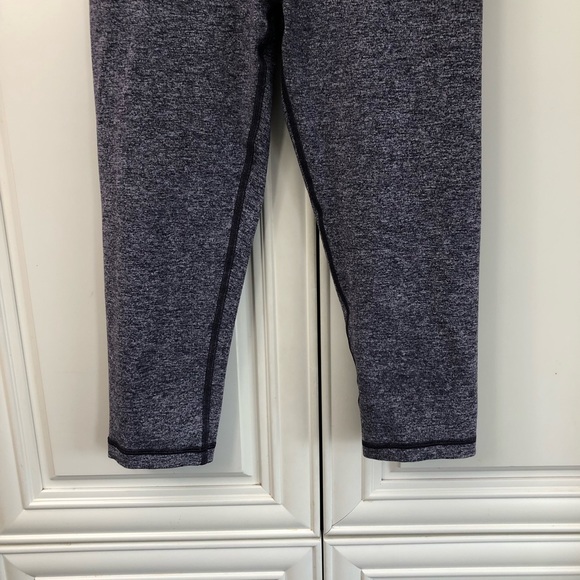 Reversible Ivivva by Lululemon girls crop legging - Picture 4 of 13